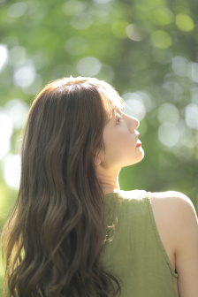 美女和帅哥亲吻视频